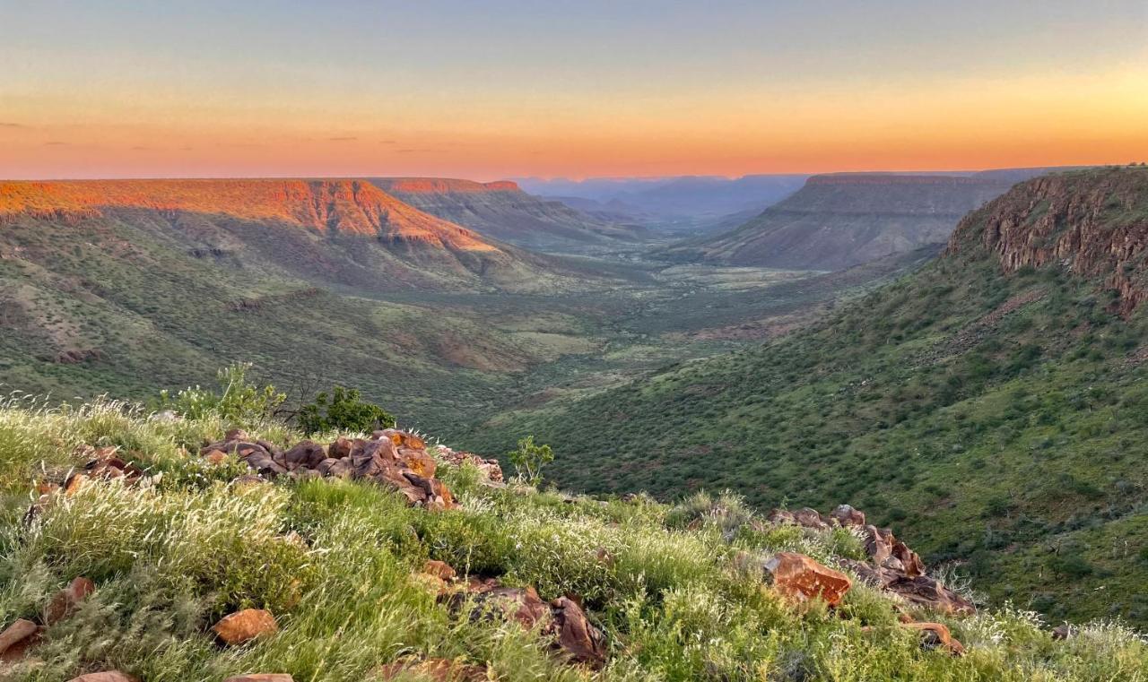 Grootberg Lodge ダマラランド エクステリア 写真